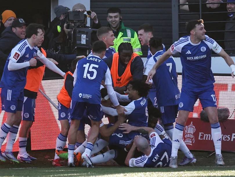 草根奇迹！第六级别球队淘汰卫冕冠军水晶宫，改写足总杯历史